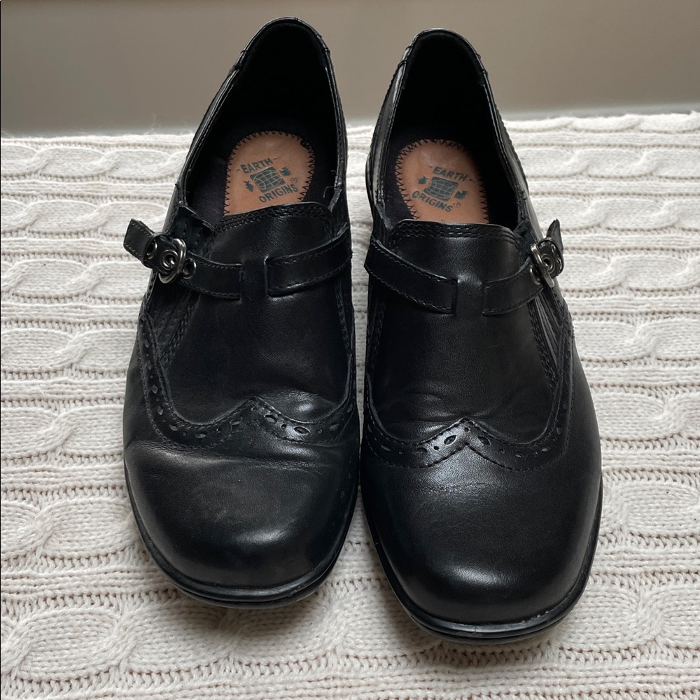 Earth Origins Sz 7.5 Womens "Carma 2" Black Wingtip Leather Slip On Shoes - Picture 13 of 15